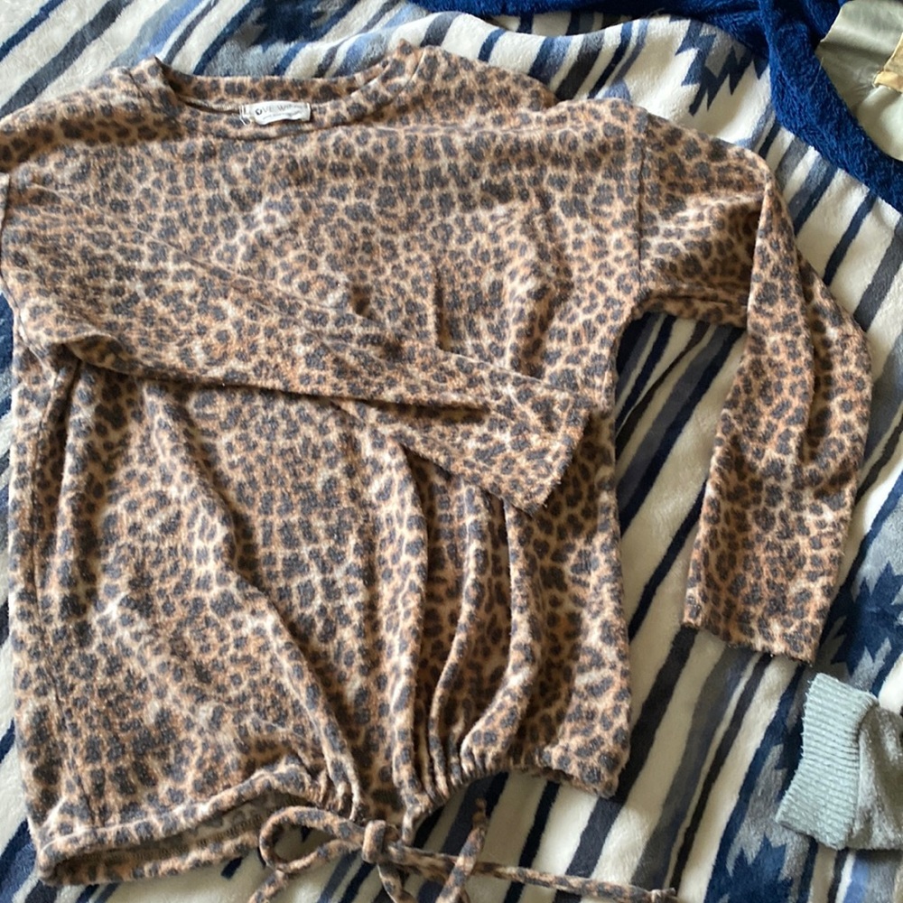 Fuzzy Leopard Print Top - image 1